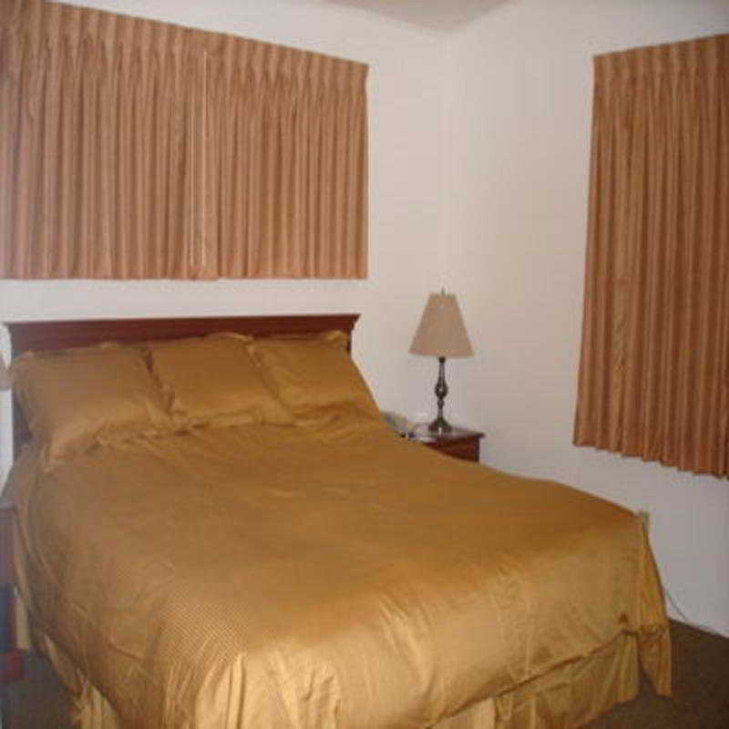 Americas Best Value Inn & Suites 比斯比 客房 照片
